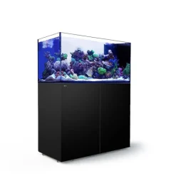 RED SEA Aquarium eau de mer avec un meuble coloris noir Reefer™ Peninsula P500 - 125 x 60 x 160 cm