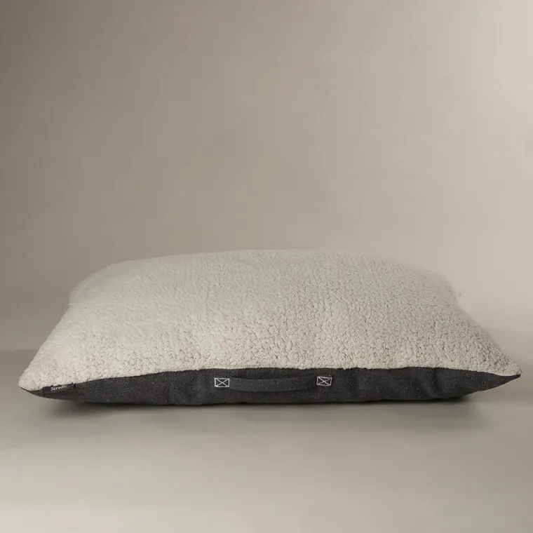 SCRUFFS Couchage pour chien coloris gris coussin Eco Eden - Taille L 100 x 70 cm