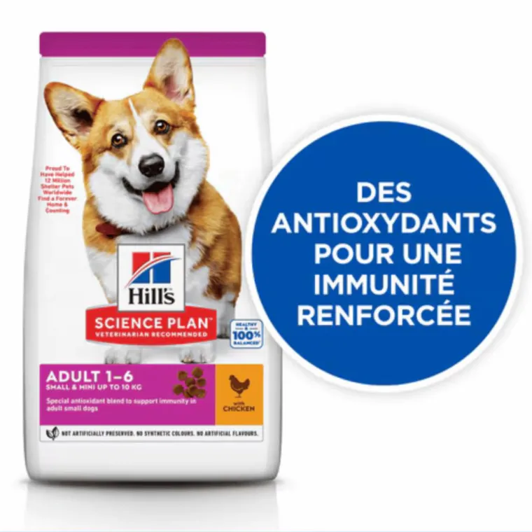 HILL'S Croquette pour chien adulte de petite taille au poulet - 3 kg