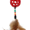 WOUAPY Jouet pour chat balle et queue avec perles et plumes coloris rouge - Ø 4,8 cm